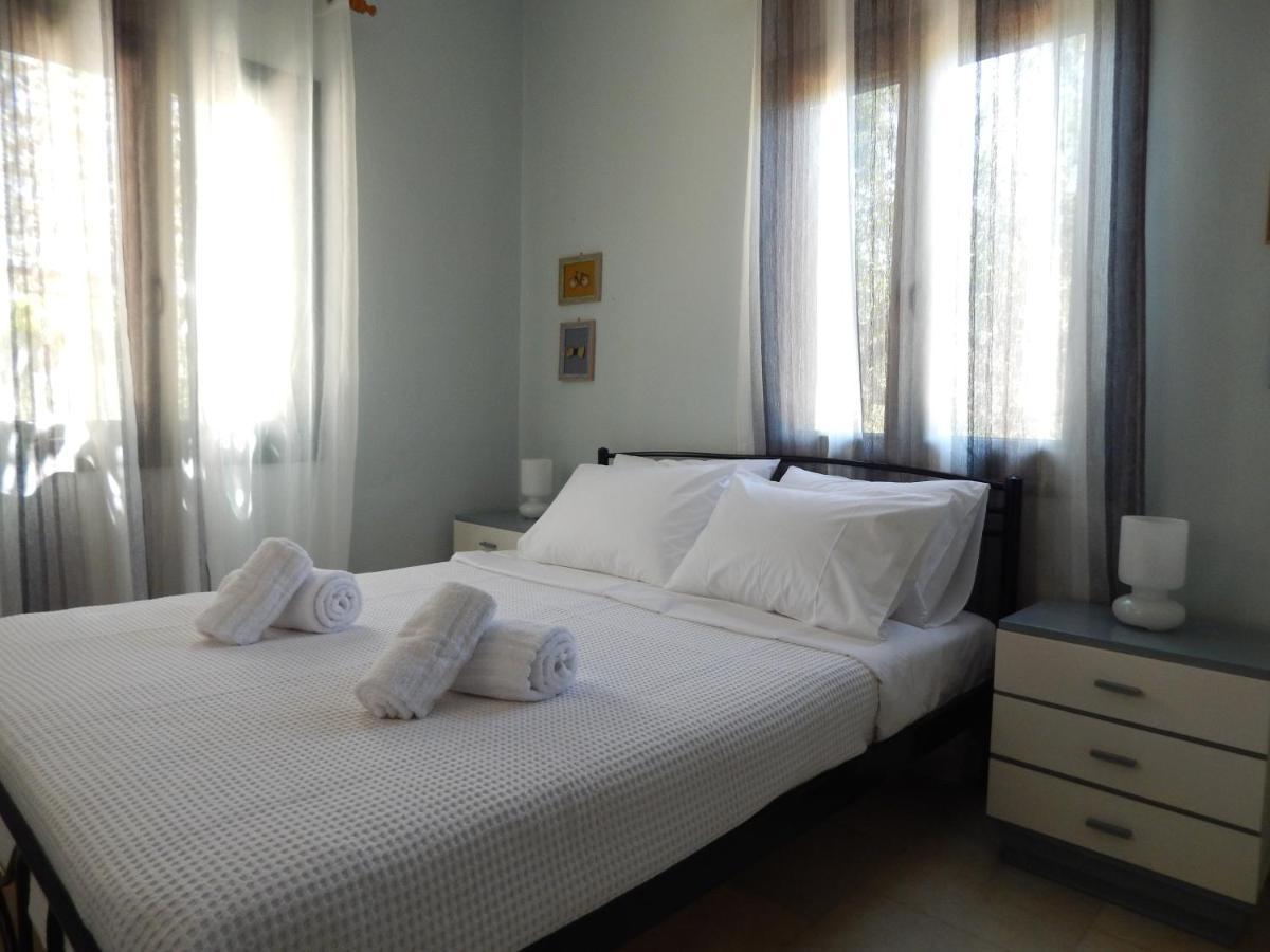 Ninemia Country House Vromonérion Buitenkant foto